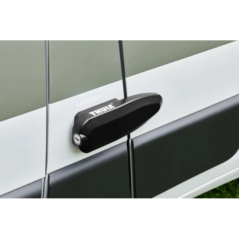 THULE Universal Lock Black 3 THULE Universal Lock Black – Image 3
